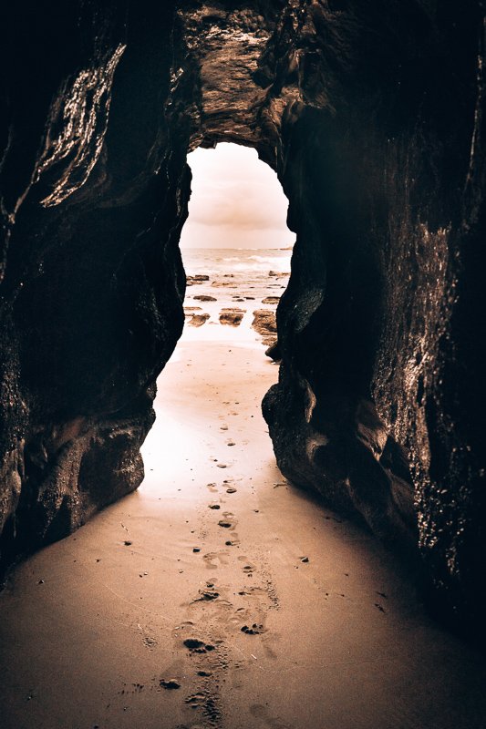 Caves Beach