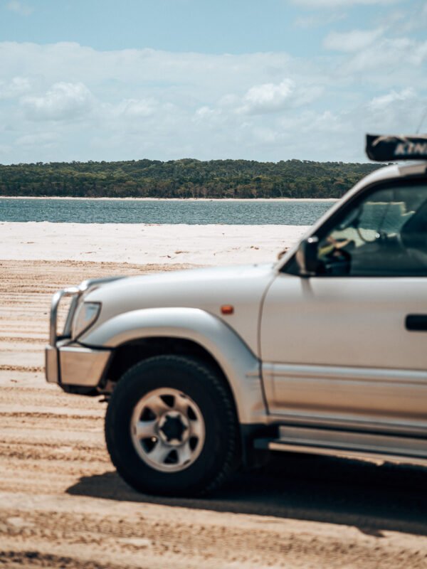 Fraser Island - Ferry 7-WEB2 Inskip Point - Rainbow Beach to Fraser Island