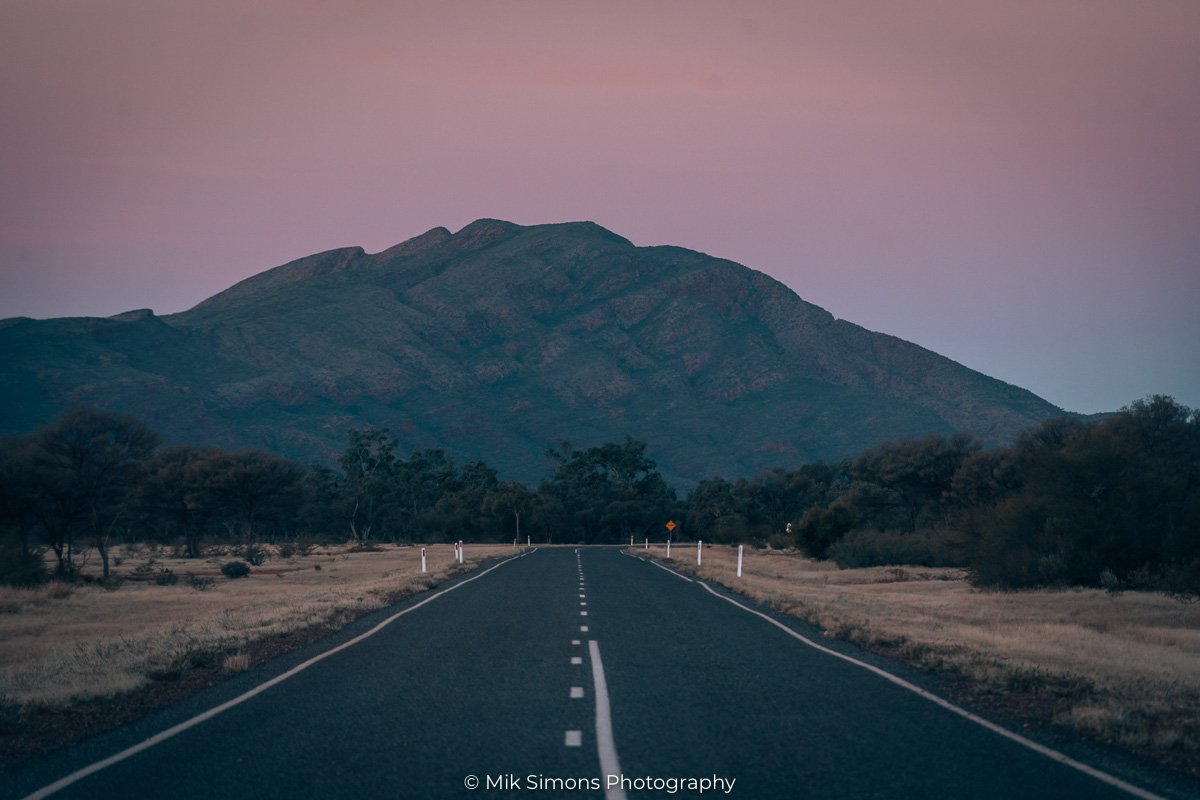 West McDonnell Ranges - road with sunset5- BLOGPOST West McDonnell Ranges - road with sunset5- BLOGPOST