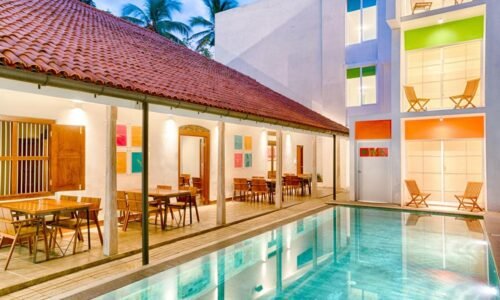 Hotel J