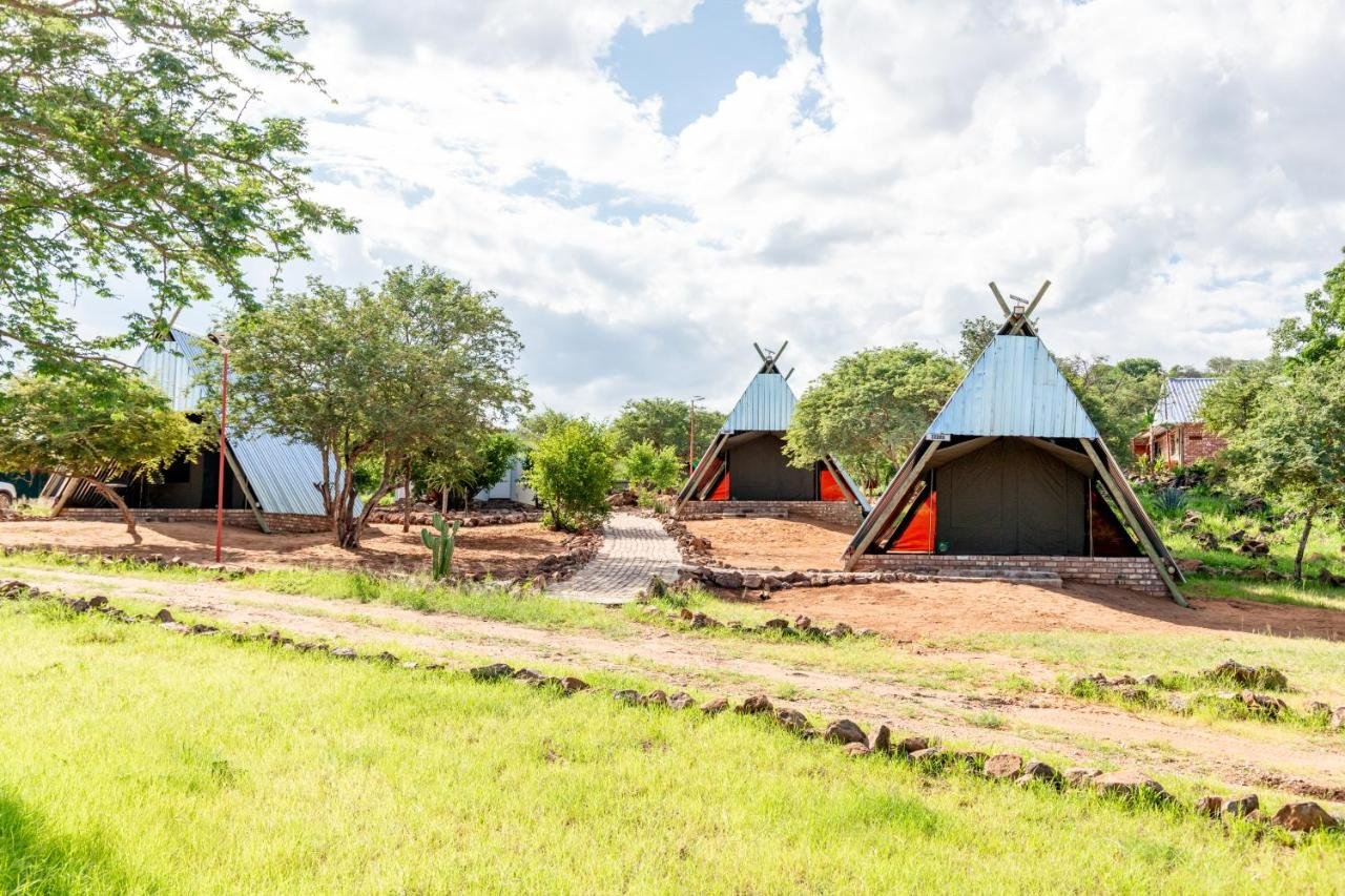 Tana Safaris Bush Camp 2 Tana Safaris Bush Camp