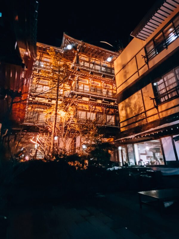 Yamanouchi Onsen Village - BLOGPOST HQ Yamanouchi Onsen Village - BLOGPOST HQ
