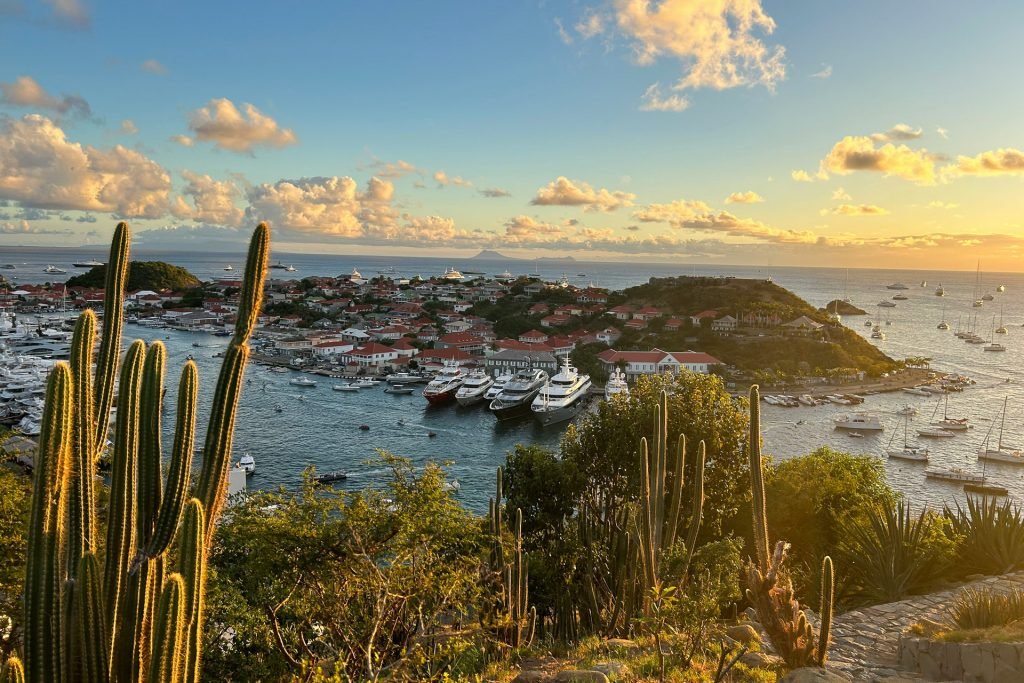 5 Hiking Trails in St. Barts: The Ultimate Guide